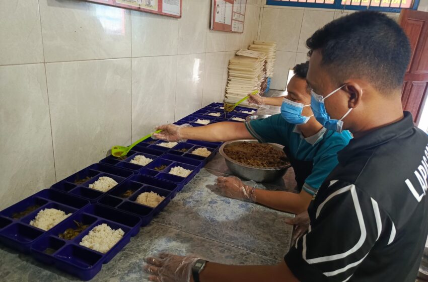  Proses Penyajian Makanan di Lapas Kelas IIB Sampit Dipastikan Aman dan Higienis